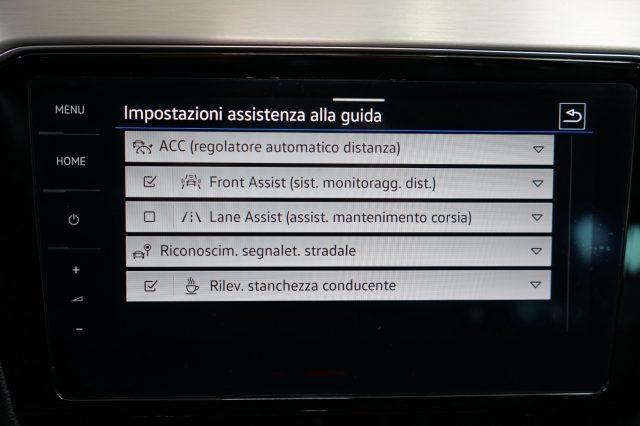 VOLKSWAGEN Passat Variant 2.0 TDI SCR EVO DSG Executive Certificata