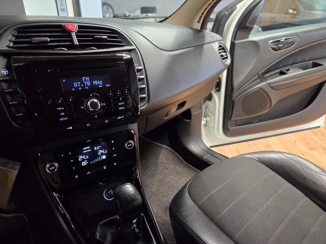 Lancia Delta 1.6 mjt S 120cv dpf