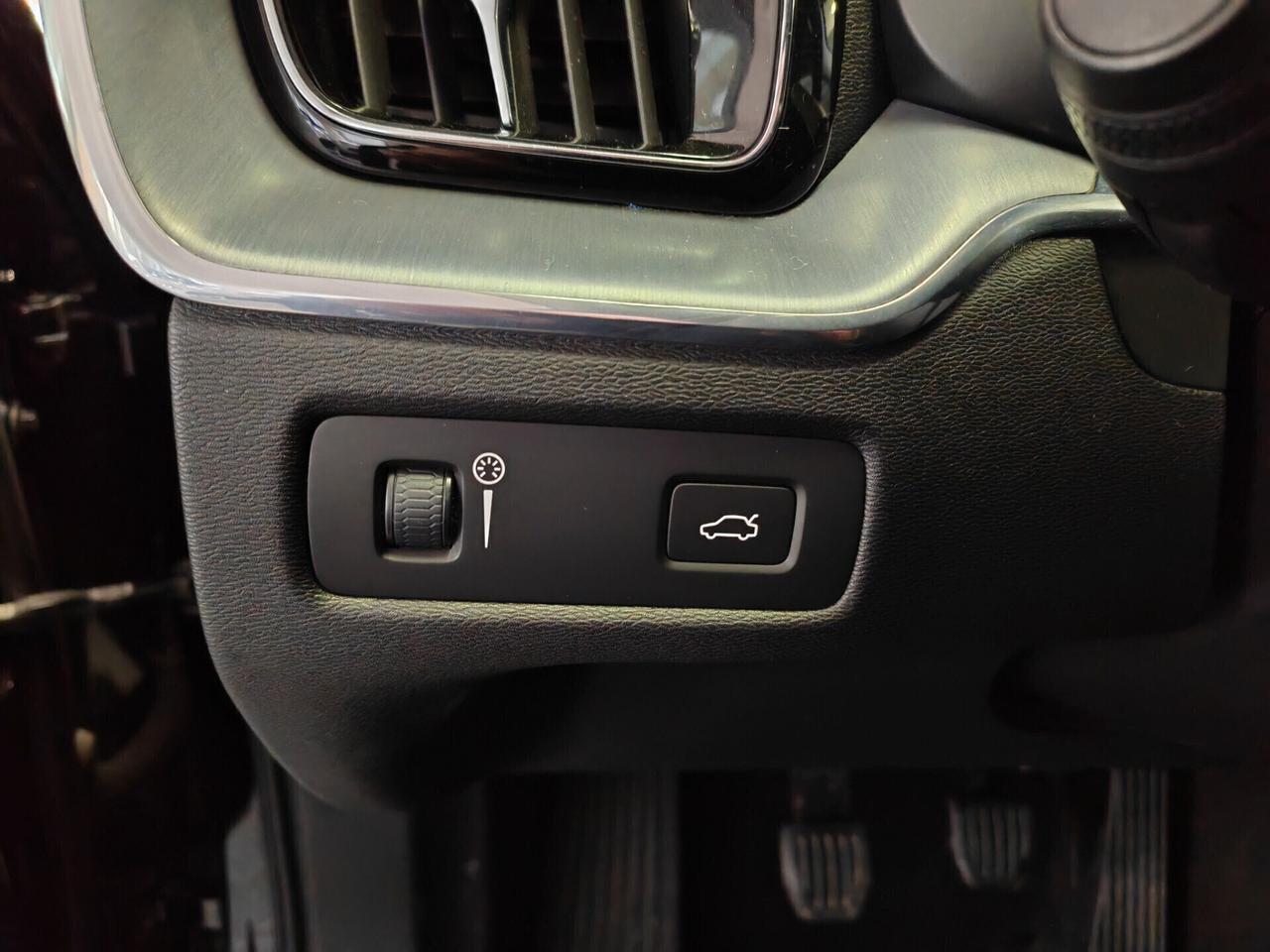 Volvo XC 60 XC60 AUTOCARRO N1 5 Posti €6D, unipro +iva