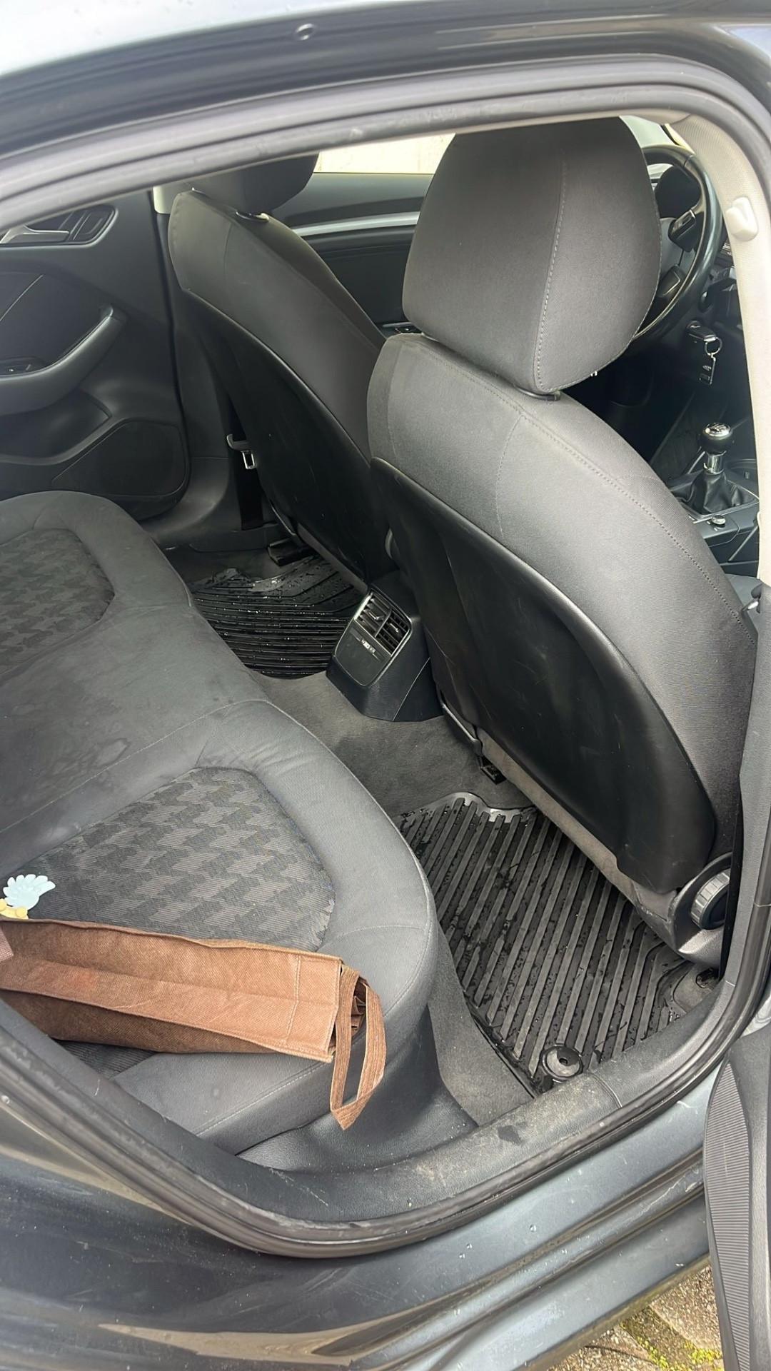 Audi A3 Sedan 1.6 TDI clean diesel Ambition