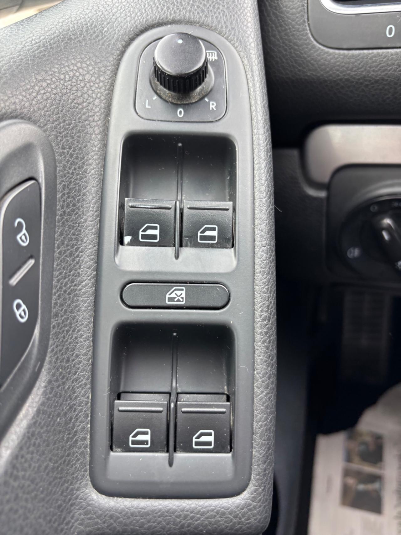 VW GOLF 6 1.6 TDI 105CV PERFETTO