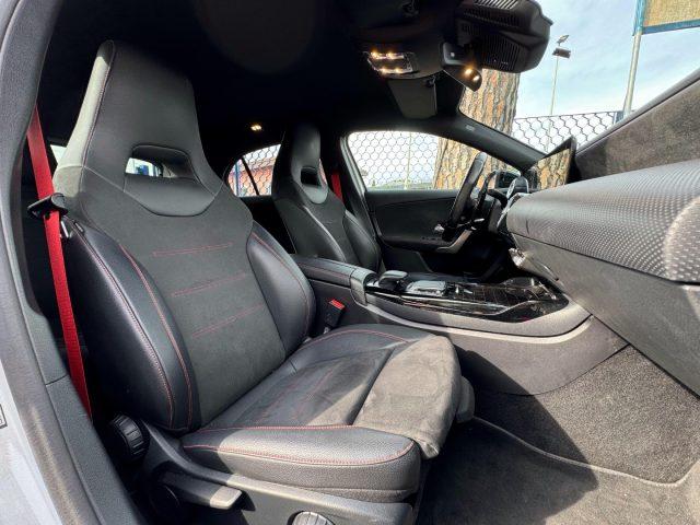 MERCEDES-BENZ A 35 AMG 4Matic