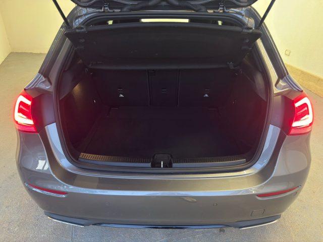 MERCEDES-BENZ A 180 d Executive