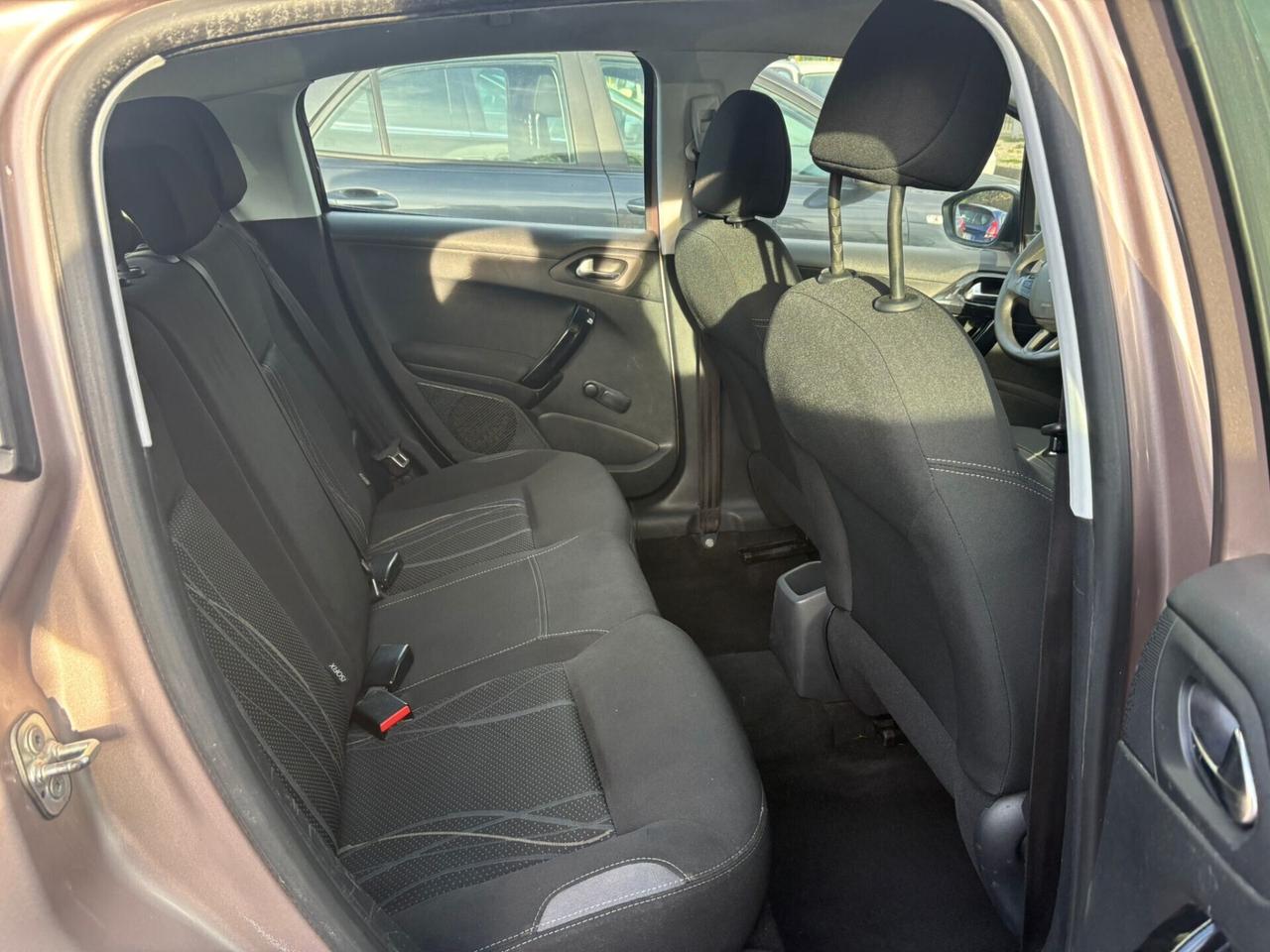 Peugeot 208 1.2 VTi 82 CV 5 porte Access