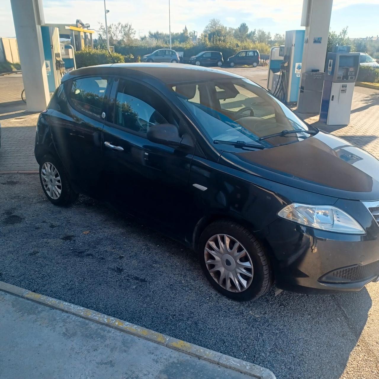 INDISTRUTTIBILE LANCIA Y 1.2 GPL NEOPATENTATI