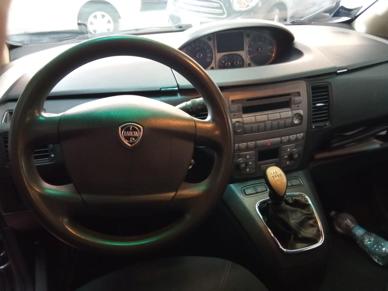 Lancia MUSA 1.4 16V Poltrona Frau