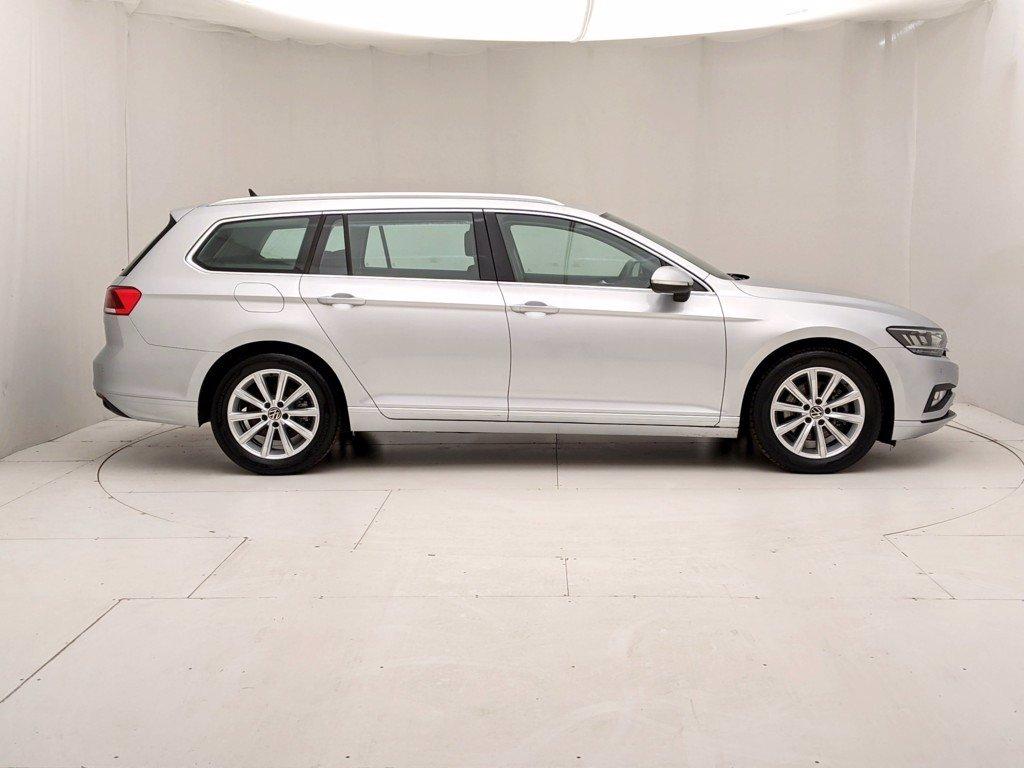 VOLKSWAGEN Passat Variant 2.0 TDI SCR 122 CV EVO DSG Business del 2021