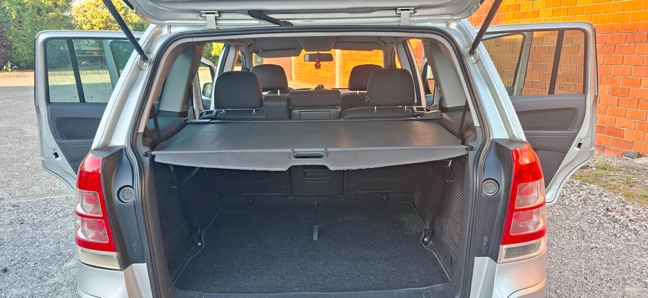 ZAFIRA MONOVOLUME 1.6 METANO 7 POSTI