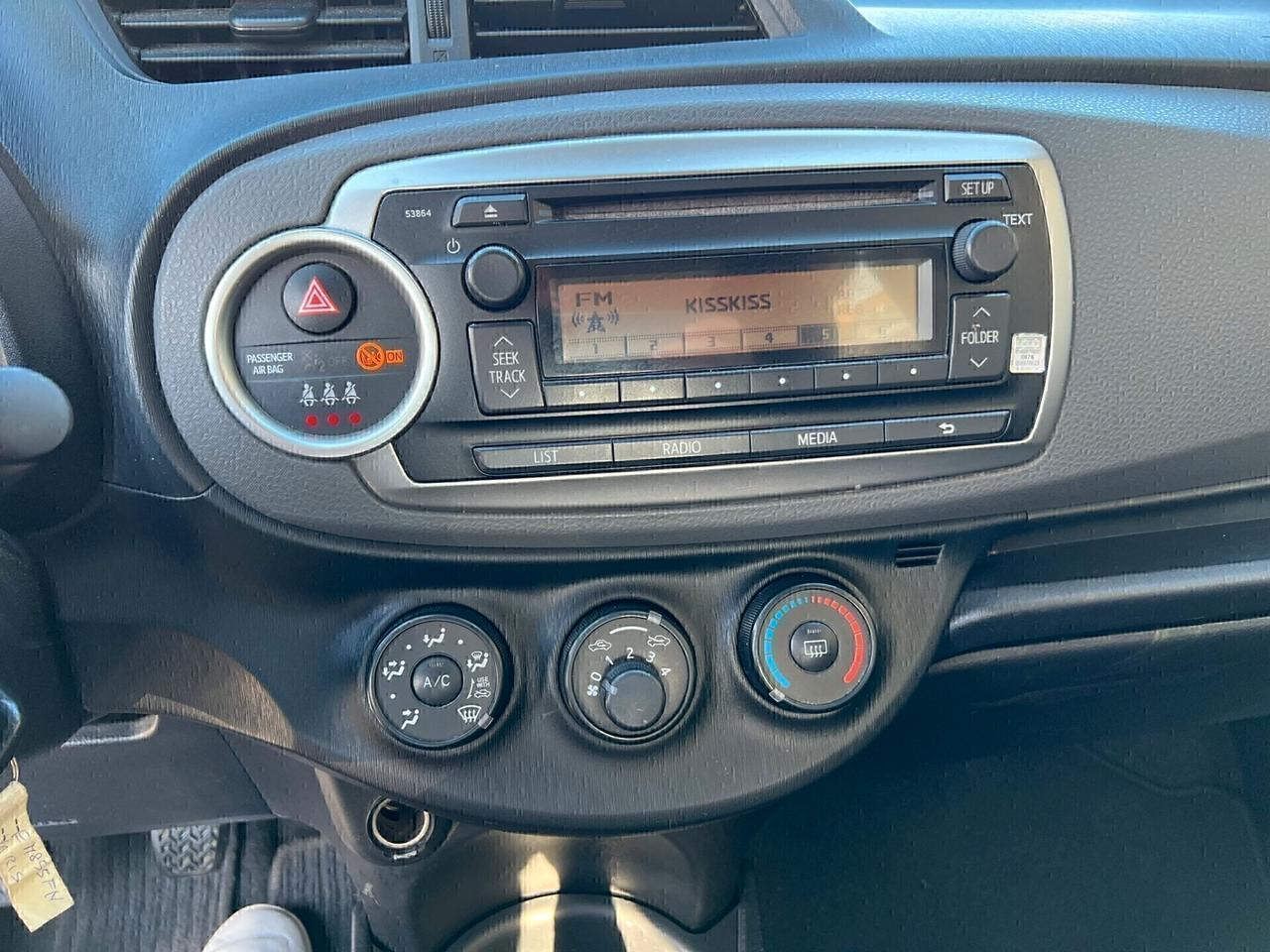 Toyota Yaris 1.0 5 porte GPL