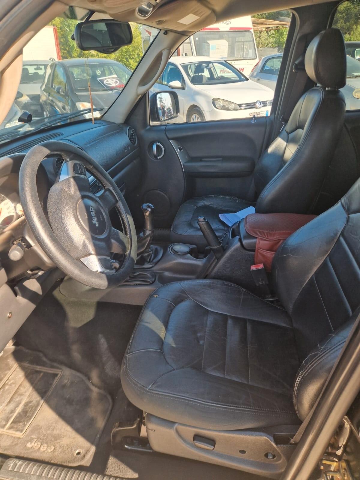 Jeep Cherokee 2.8 CRD Sport