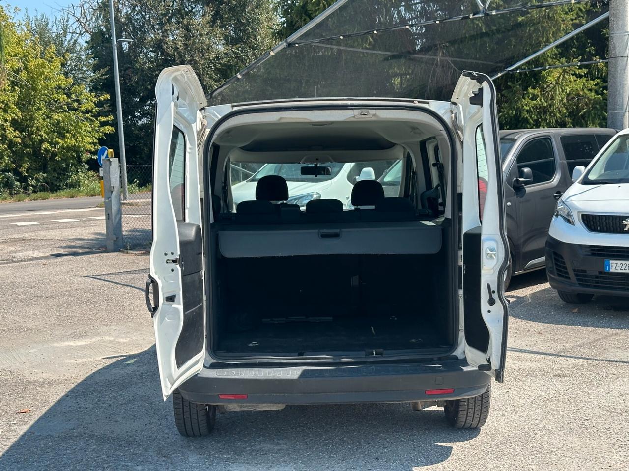 Fiat Doblo AUTOCARRO 5 POSTI 1.3 Mjet 95cv E6D