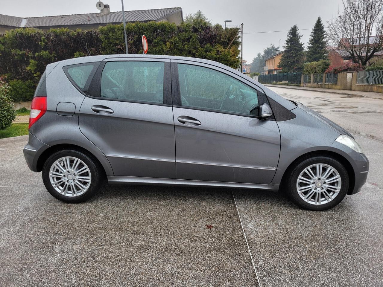 Mercedes-benz A 180 CDI 109cv Premium NEOPATENTATI