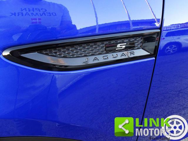 JAGUAR E-Pace 2.0 AWD aut. R-Dynamic S