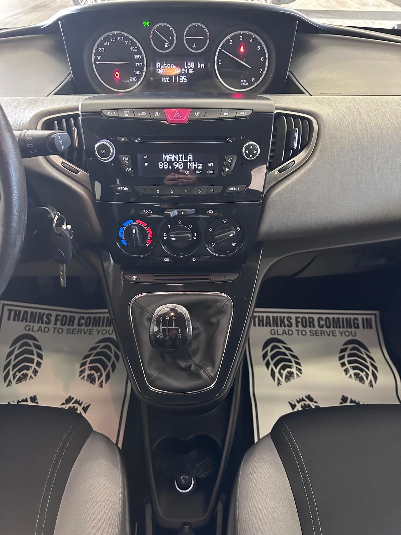 Lancia Ypsilon 1.2 Benzina 69 CV 5 porte Ok Neopatentati