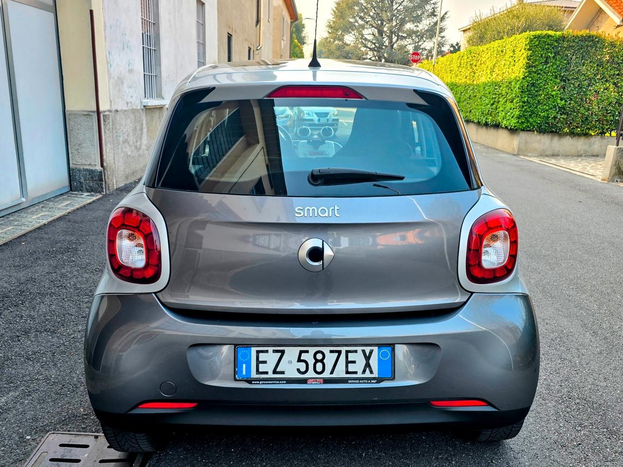 Smart ForFour