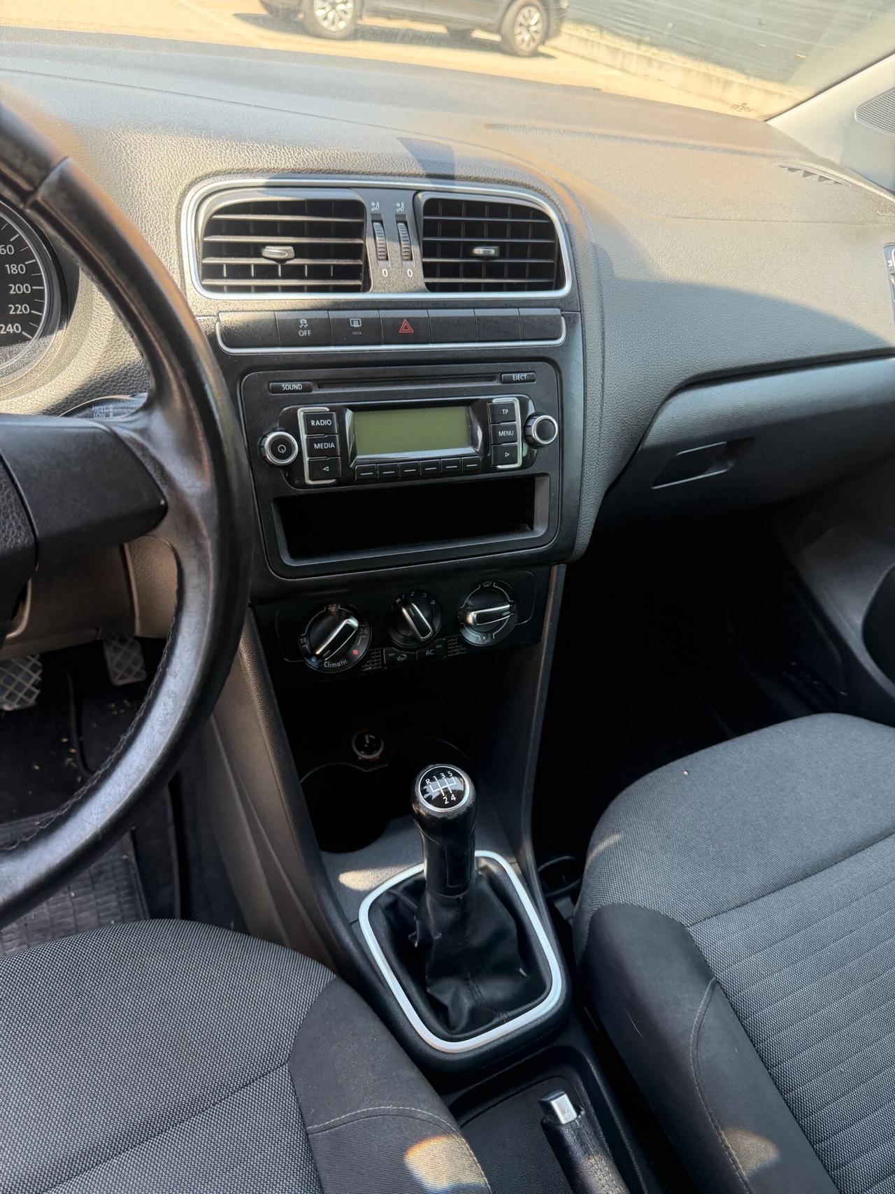 Volkswagen Polo 1.4 - NEOPATENTATI - 12 MESI DI GARANZIA -