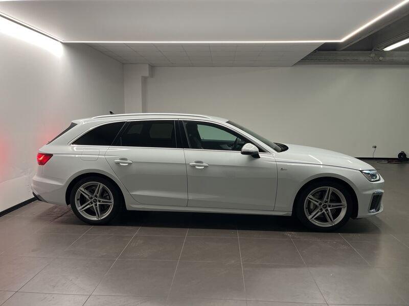 Audi A4 AVANT 40 TDI QUATTRO S LINE S TRONIC