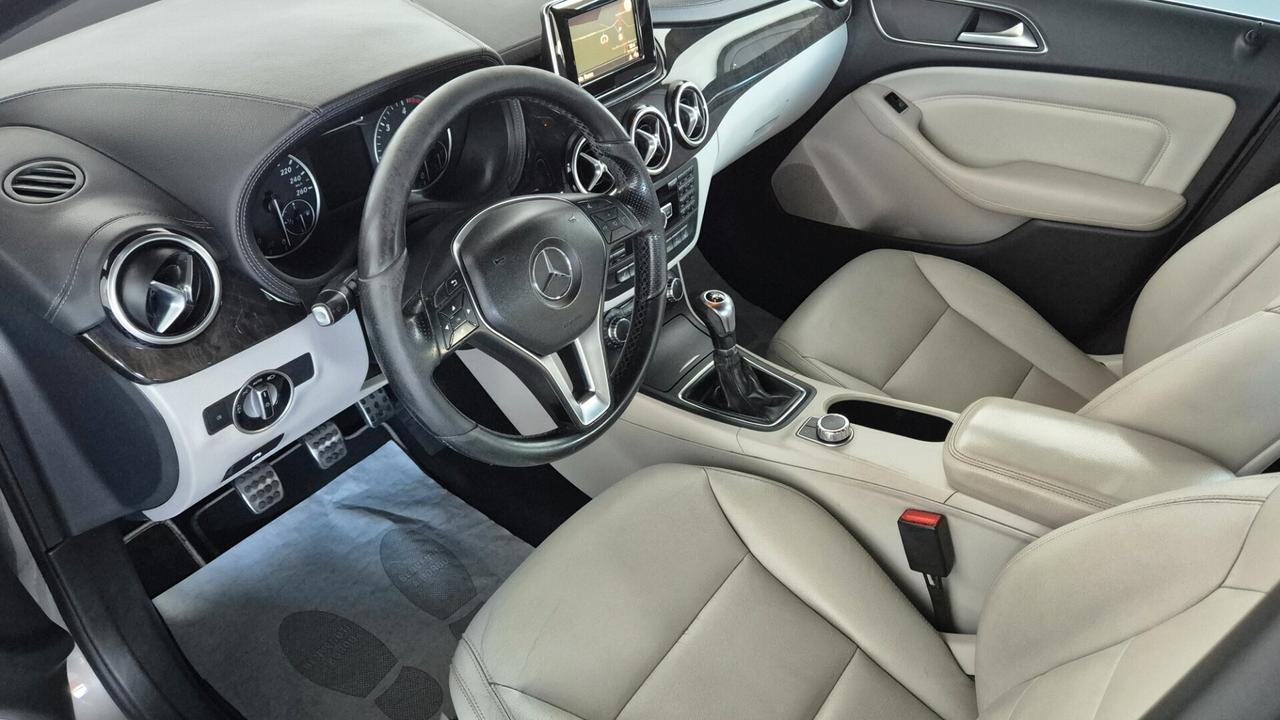 Mercedes-benz B 200 CDI BlueEFFICIENCY Premium