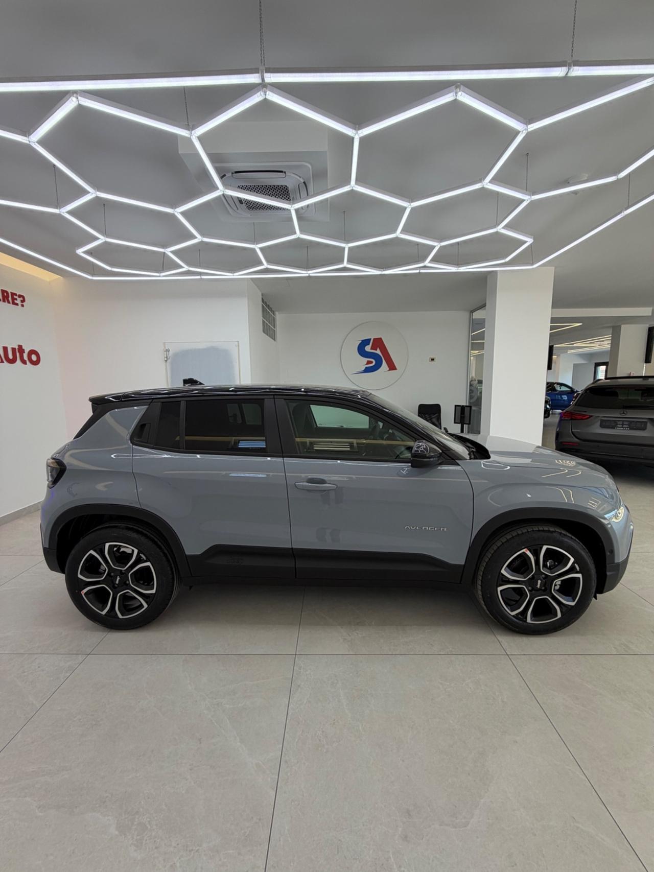 Jeep Avenger 1.2 Turbo 100 CV Summit