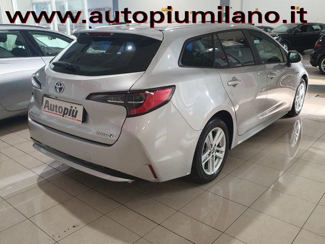 TOYOTA Corolla Touring Sports 1.8 Hybrid Business