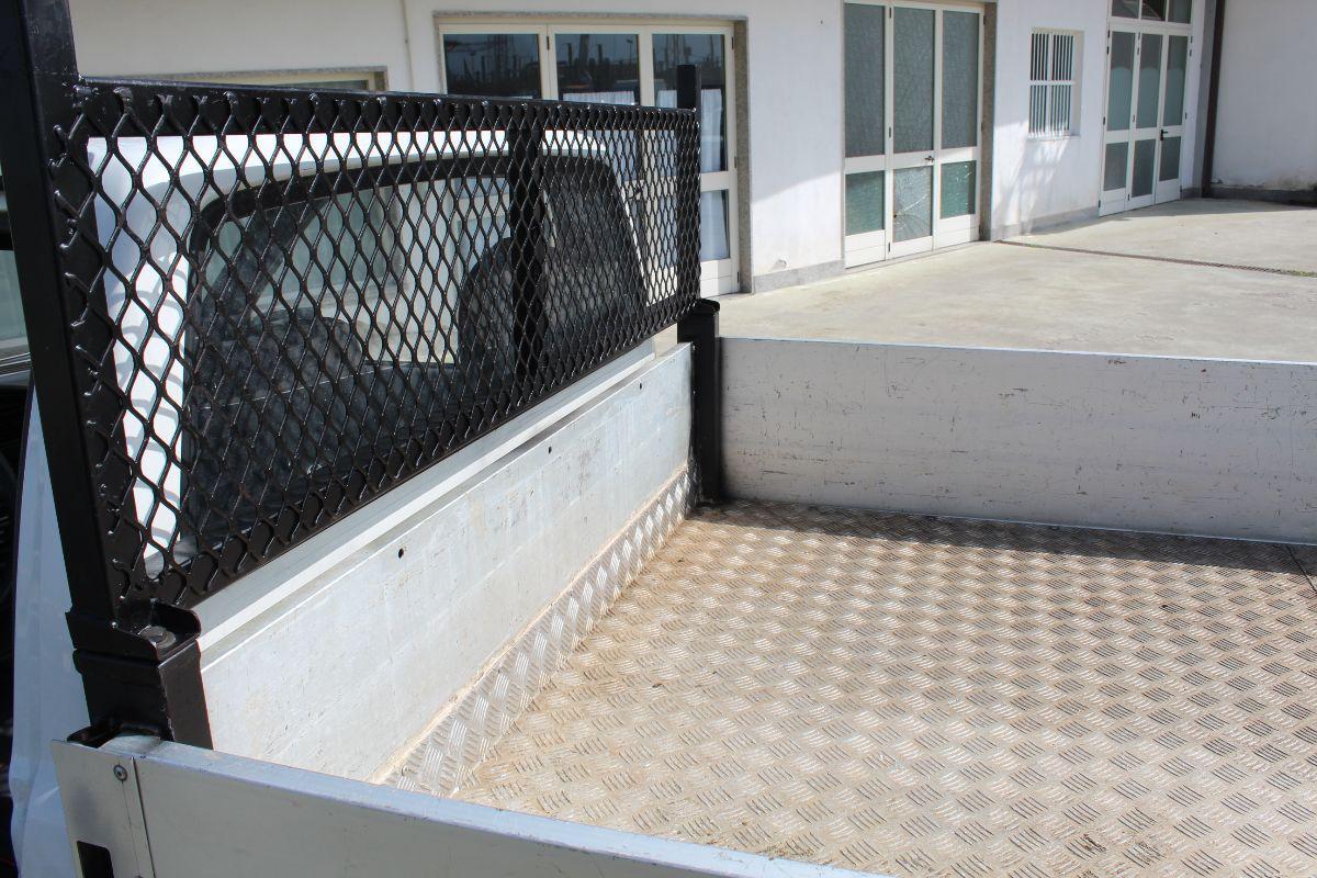 TOYOTA Hilux 2.5 extra cab