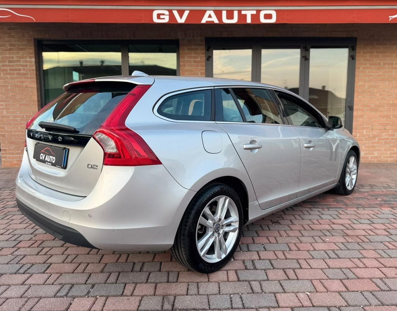 Volvo V60 D2 1.6 Automatica