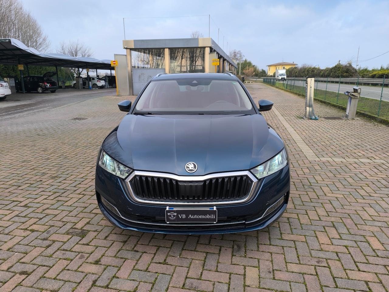 Skoda Octavia 1.5 e-TEC DSG Wagon Style