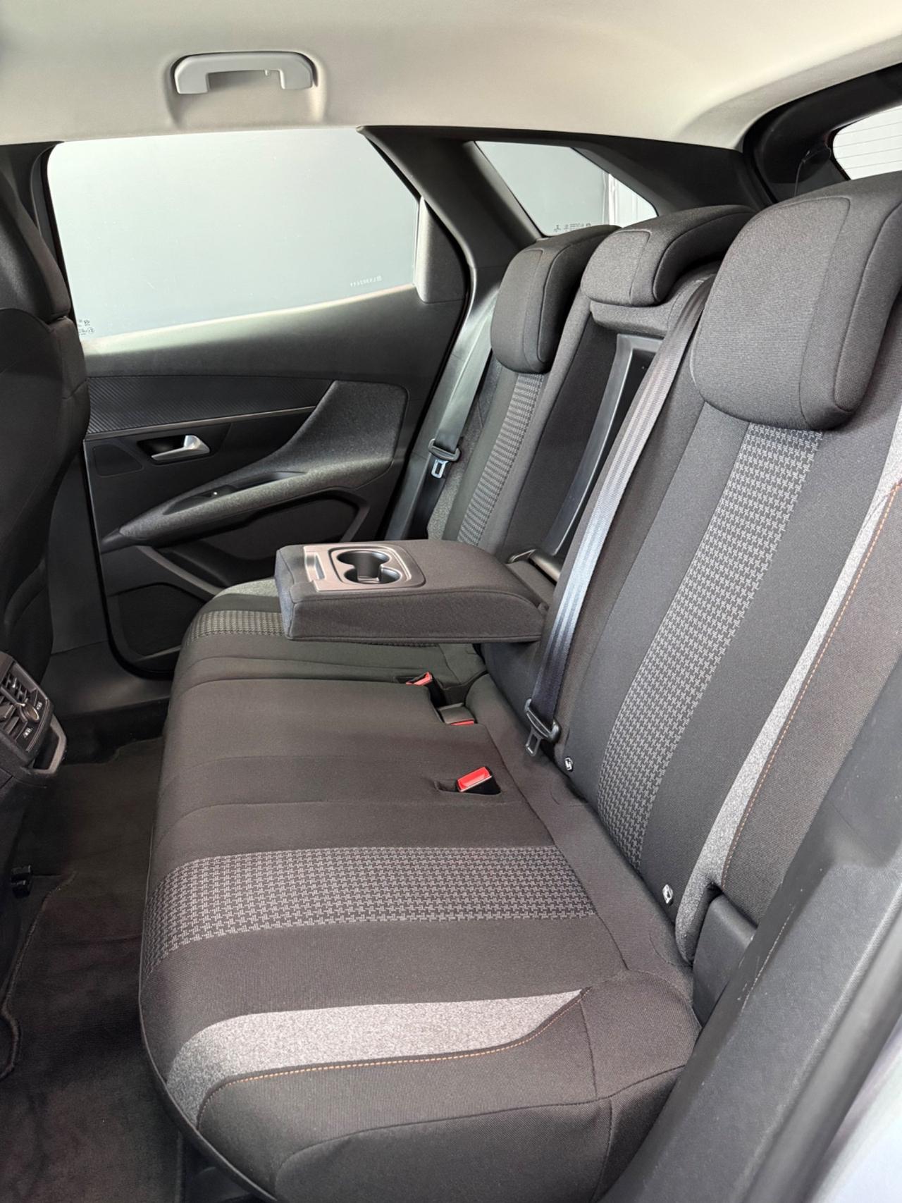 Peugeot 3008 1.5 BlueHDi 130 CV Allure 12/2020