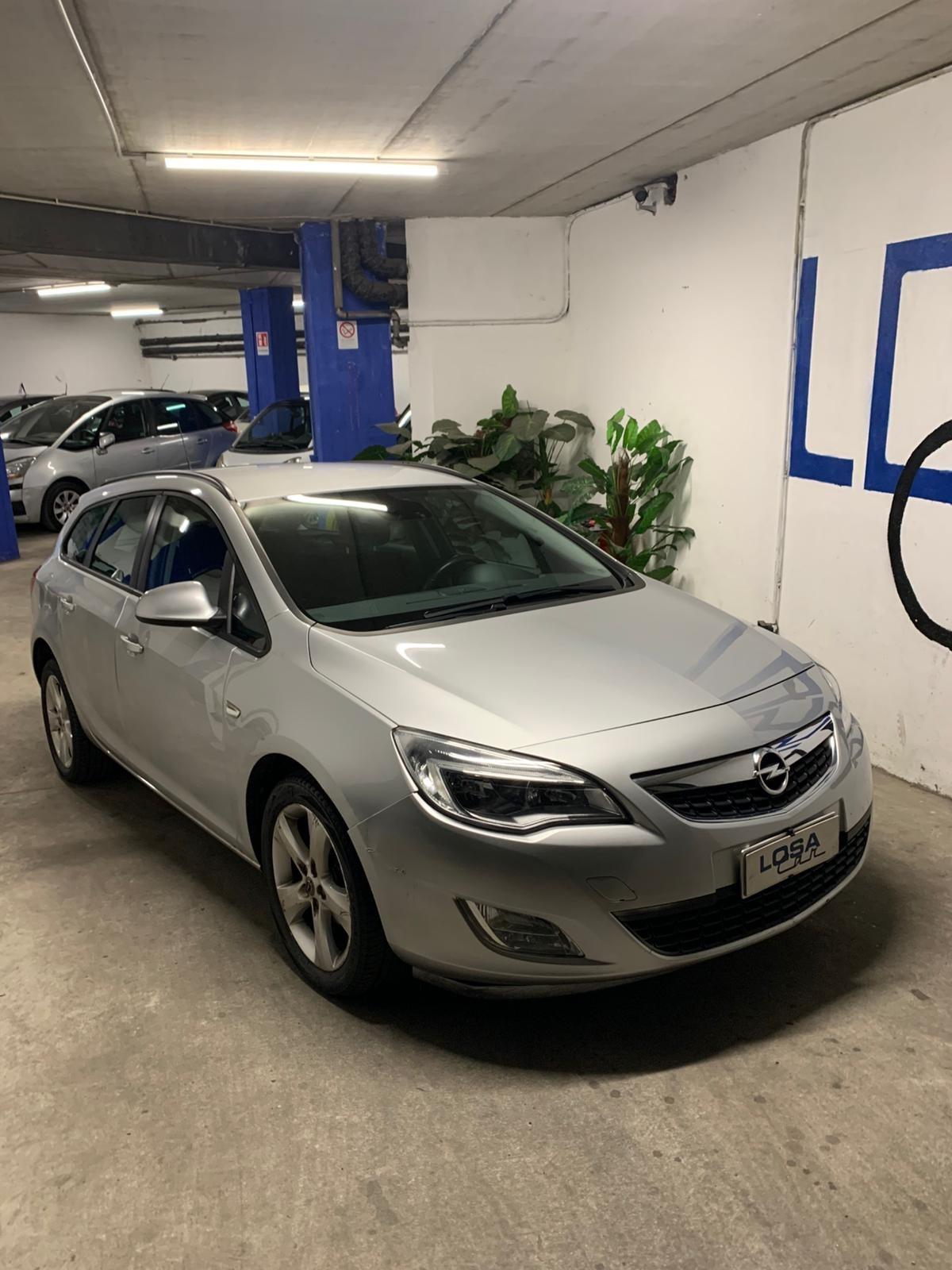 Opel Astra 1.4 100CV Sports Tourer 2011