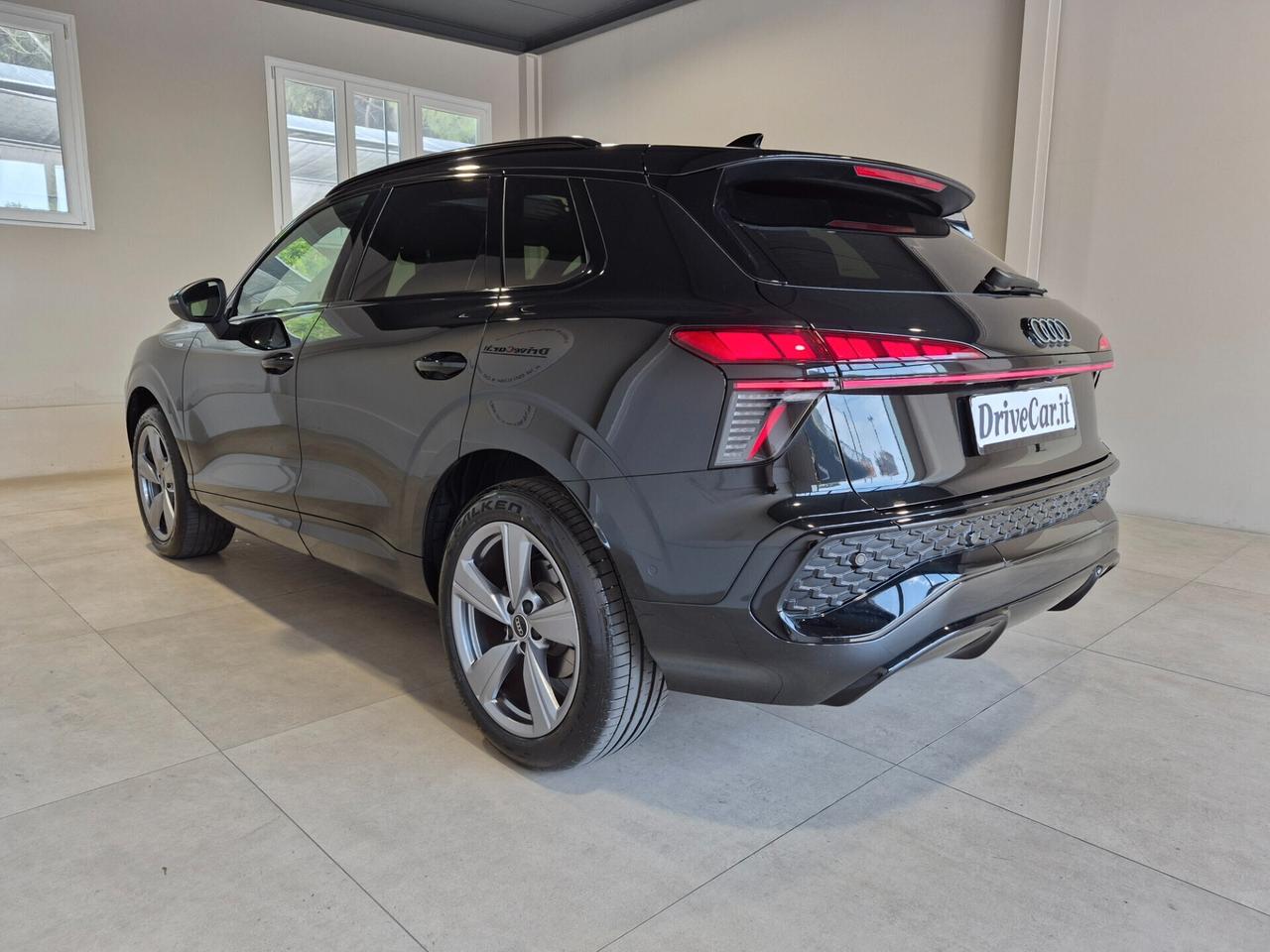 Audi Q3 1.5 TFSI MHEV S LINE EDITION 150CV S-TRONIC LED TETTO NAVI CARPLAY RETROCAM. ACC. AUTO UFFICIALE AUDI 1 PROPRIETARIO