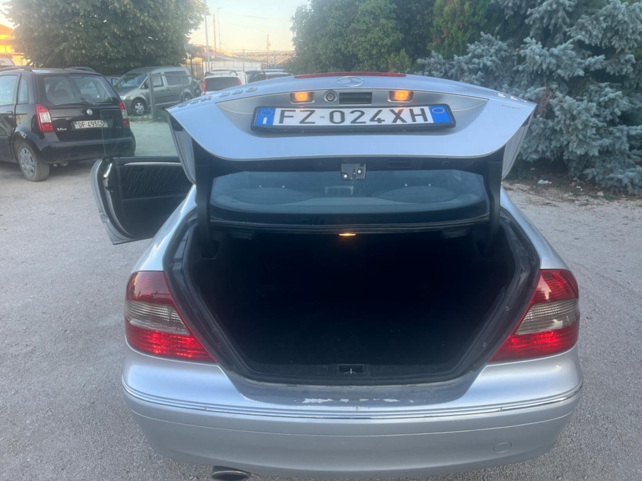 Mercedes-benz CLK 220 CDI cat Avantgarde