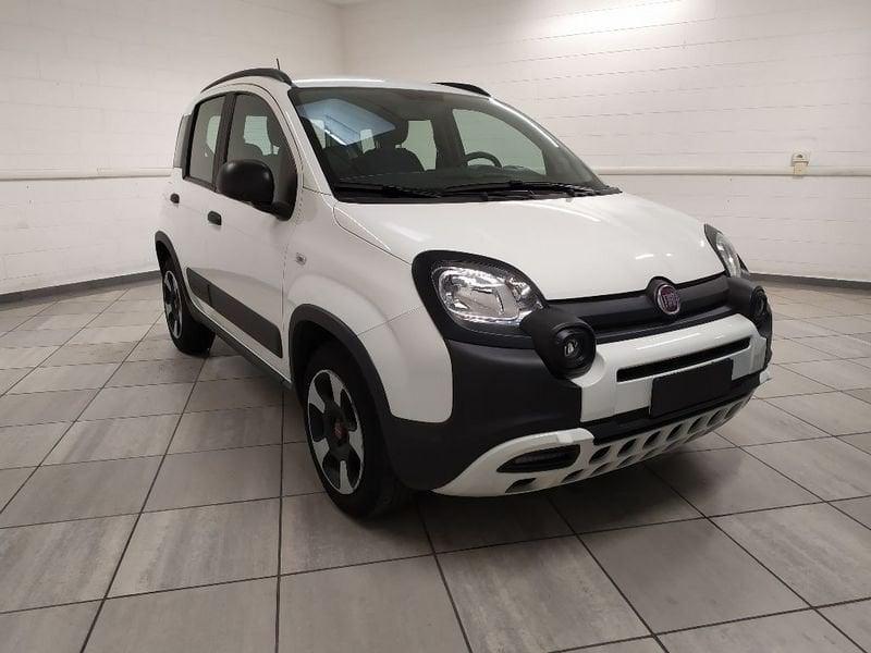 FIAT Panda 1.0 firefly hybrid City Cross s&s 70cv 5p.ti