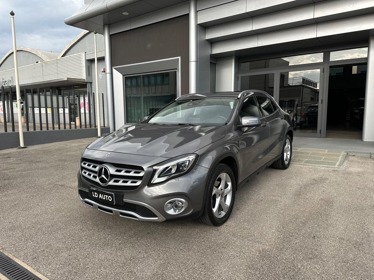 Mercedes-benz GLA 200 d Premium