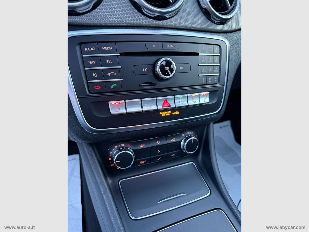 MERCEDES-BENZ GLA 200 d Automatic Sport