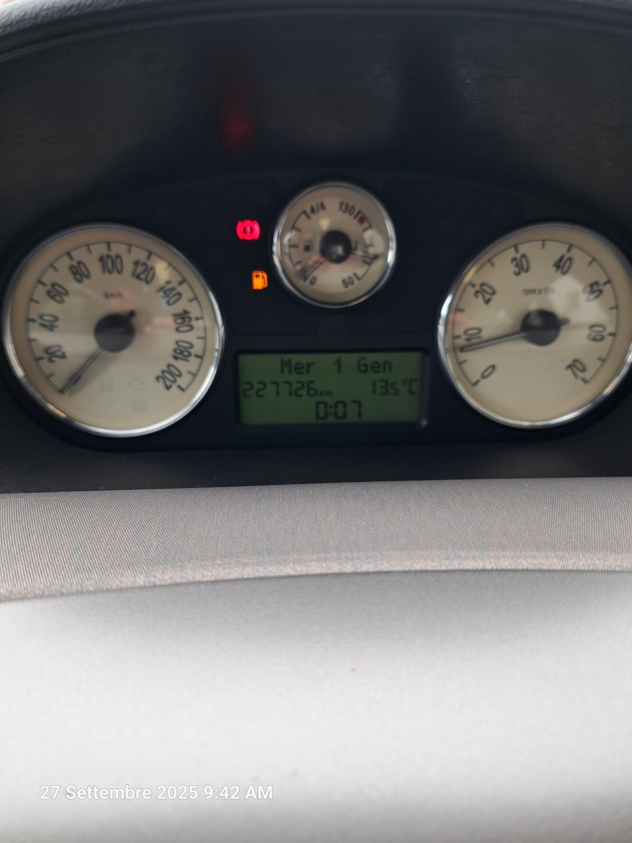 Lancia Ypsilon 1.2 Argento