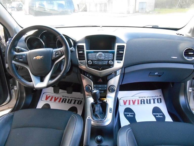 Chevrolet Cruze 1.7 Diesel Station Wagon LTZ