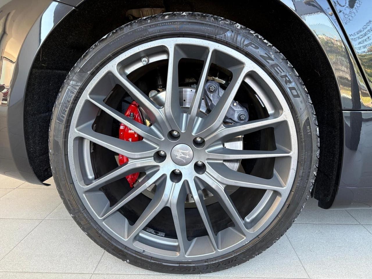 Maserati Ghibli GRANSPORT 3.0 V6 250cv - UNICO PRO