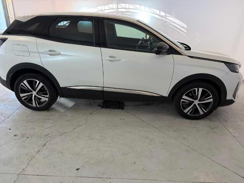 PEUGEOT 3008 II 2021 - 3008 1.5 bluehdi Allure s&s 130cv eat8