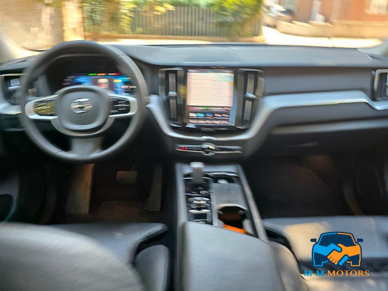 VOLVO XC60 N1 2.0 B4 d Plus Bright awd auto