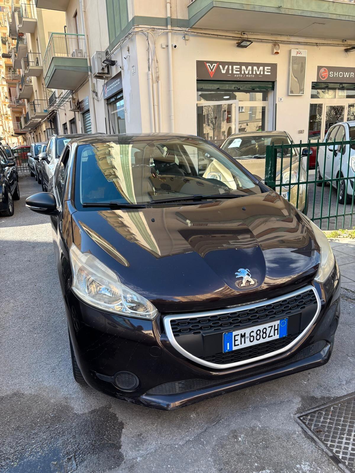 Peugeot 208 1.2 VTi 82 CV 3 porte Access