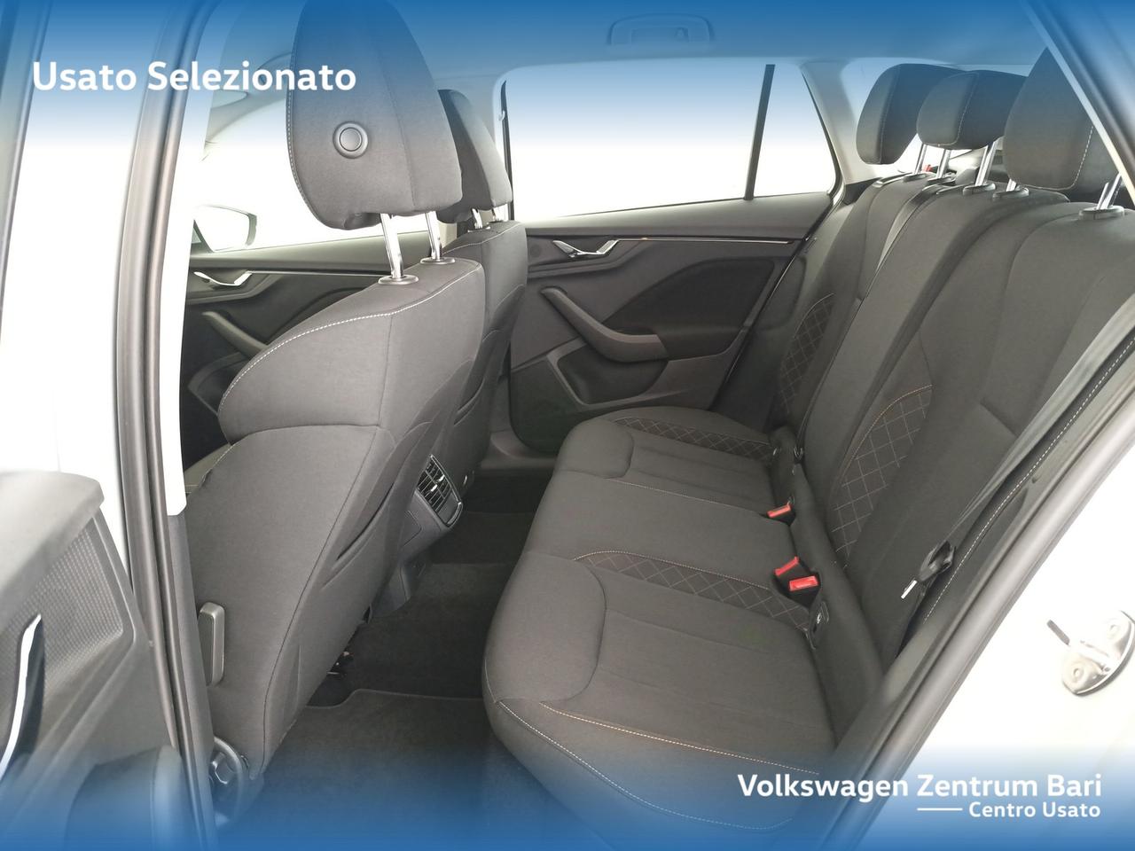 Skoda Kamiq 1.0 tsi ambition 95cv