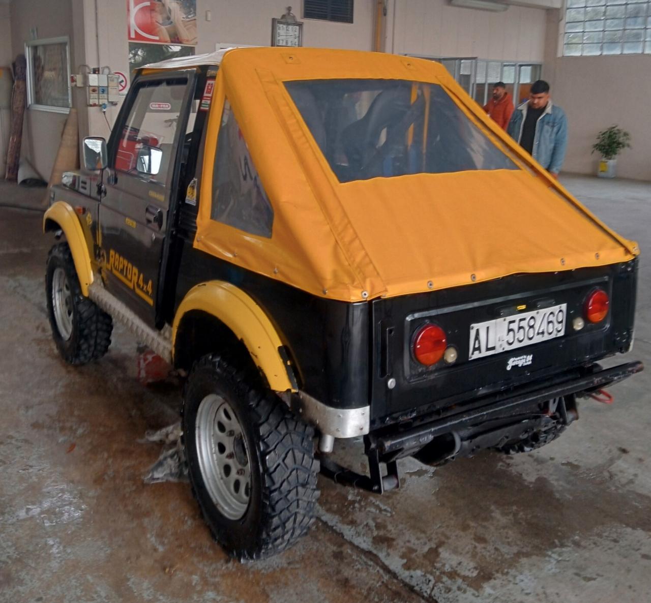 Suzuki SJ 413 Cabriolet Autocarro Preparata