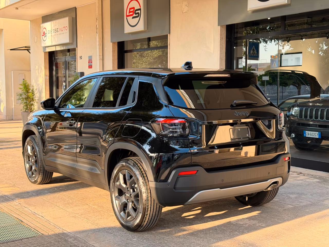 Jeep Avenger 1.2 Turbo1.2 turbo e-hybrid mhev Black Edition fwd 110cv edct6