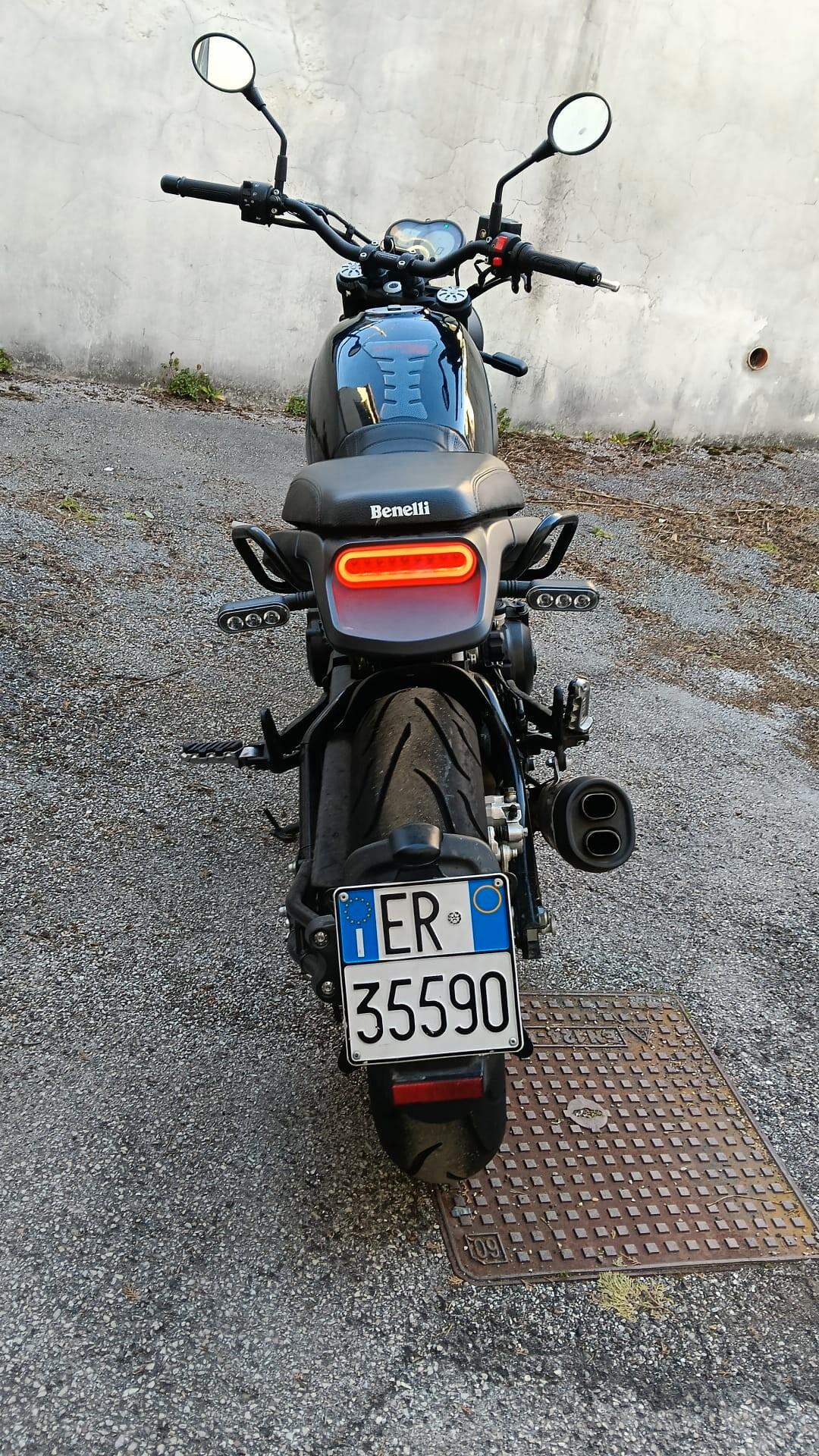 Benelli Leoncino 500