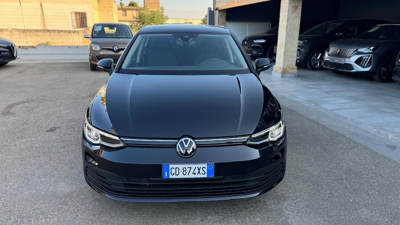 Volkswagen Golf 2.0 TDI 115 CV SCR Life neopatentati