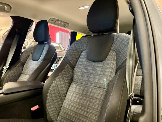 VOLVO V60 B4 (d) automatico Core UNIPRO - KM CERTIFICATI