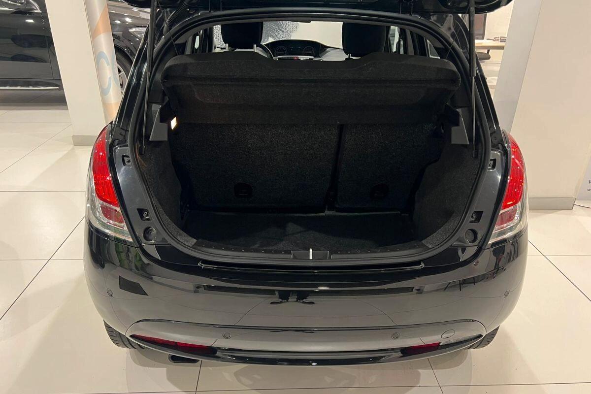 Lancia Ypsilon 0.9 TwinAir 85 CV 5 porte S&S DFN Gold