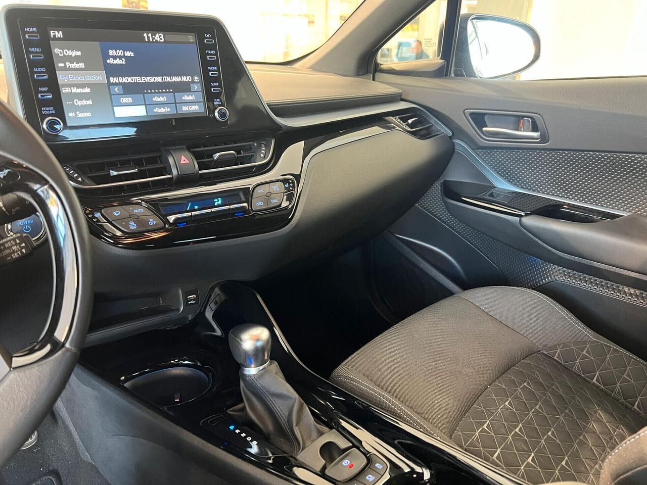 C-HR 1.8 Hybrid E-CVT Trend