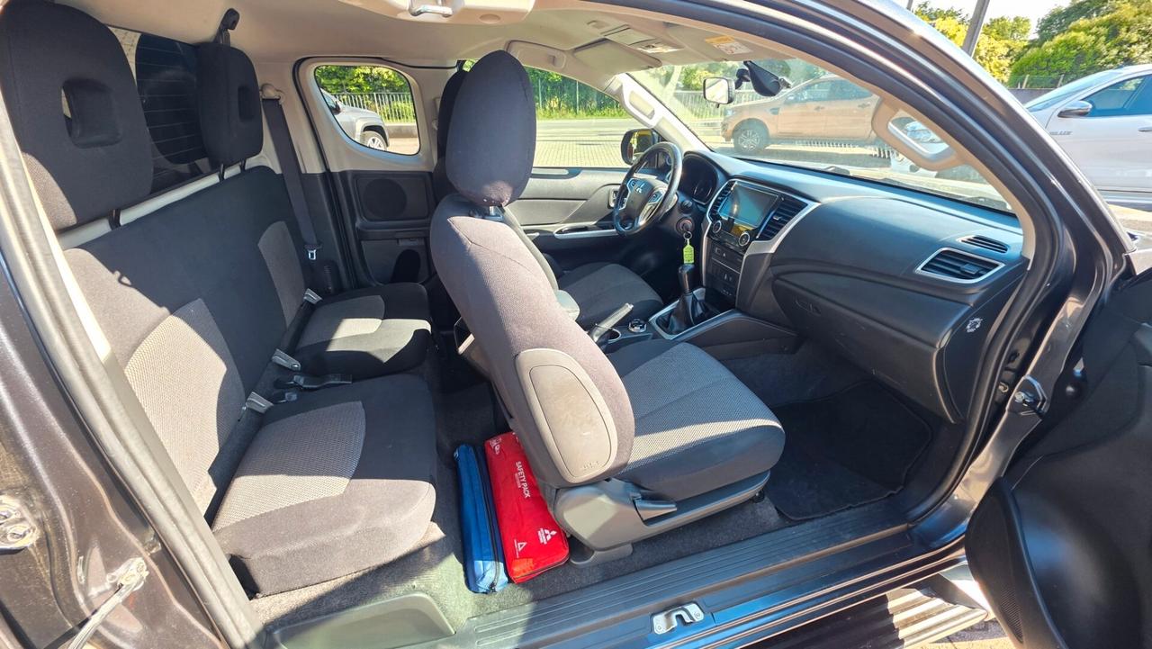 Mitsubishi L200 2.3d 150cv CLUB CAB 4 posti Autocarro CASSONE LUNGO