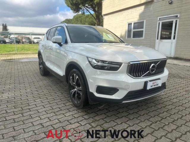 VOLVO XC40 T4 Recharge Plug-in Hybrid Inscription Expression